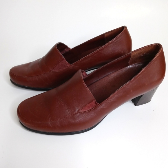 Walking Cradles Shoes 8 1/2 w Brown. - Picture 10 of 11